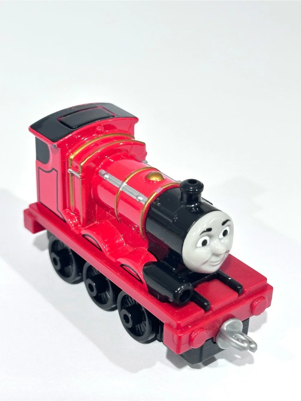 Thomas & Friends Adventures Talking Dino Discovery James with Tender Diecast